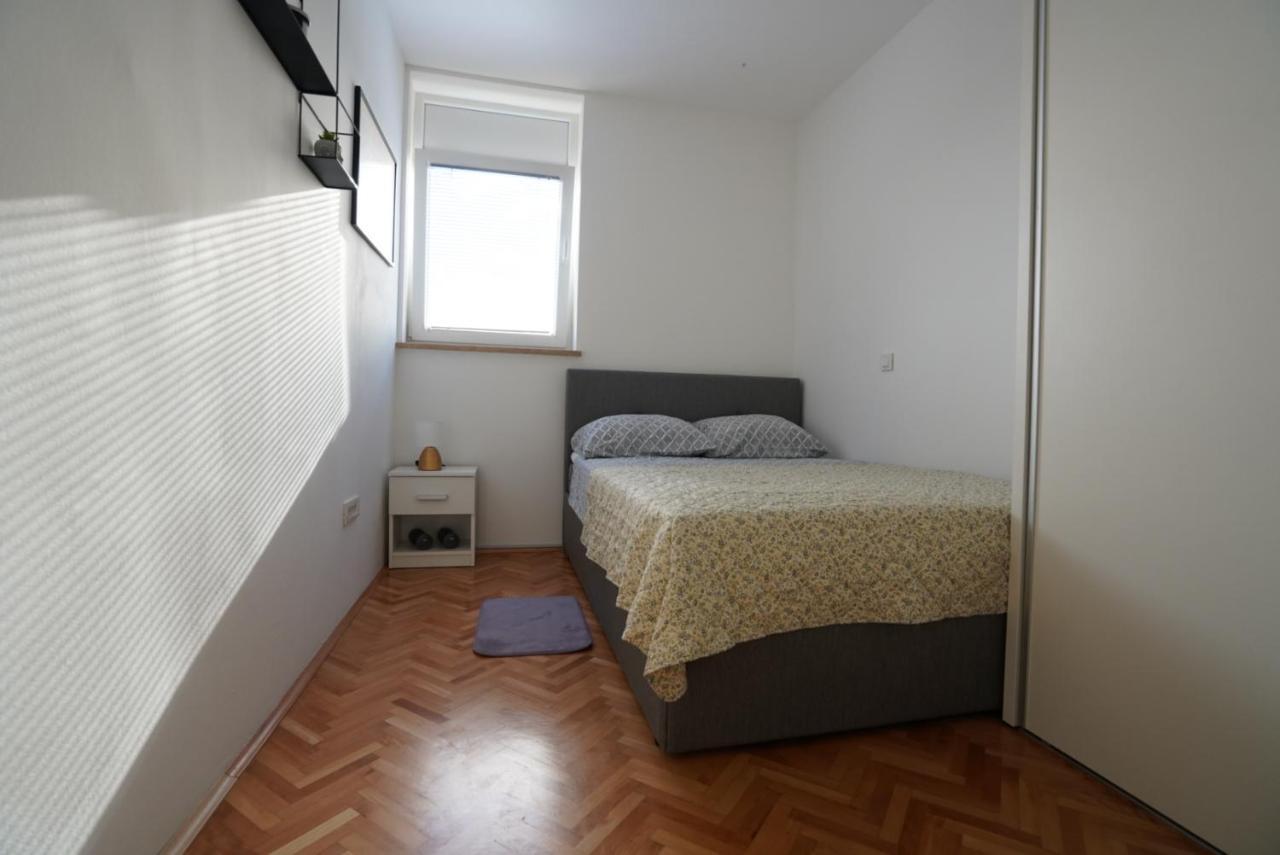 Ema&Nola Home Sibenik Bagian luar foto